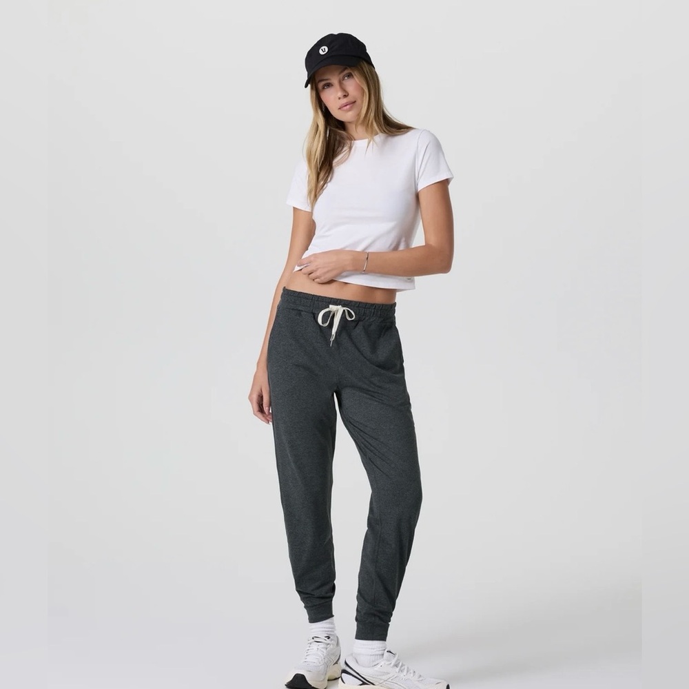 Vuori Performance Jogger Pants